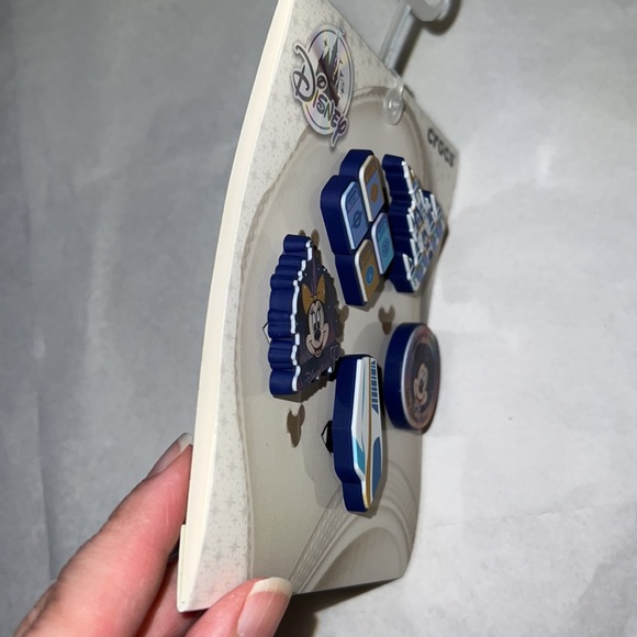 Walt Disney World 50th Anniversary Jibbitz Set by Crocs - Picture 7 of 12